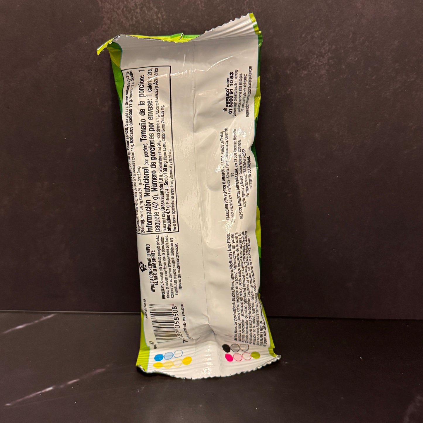Manimoto Limón maníes recubiertos con sabor a limón colombianos, producto importado de Colombia disponible en Melomanda