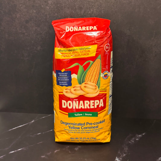Harina Doña Arepa Amarilla para arepas de maíz amarillo, producto disponible en Melomanda