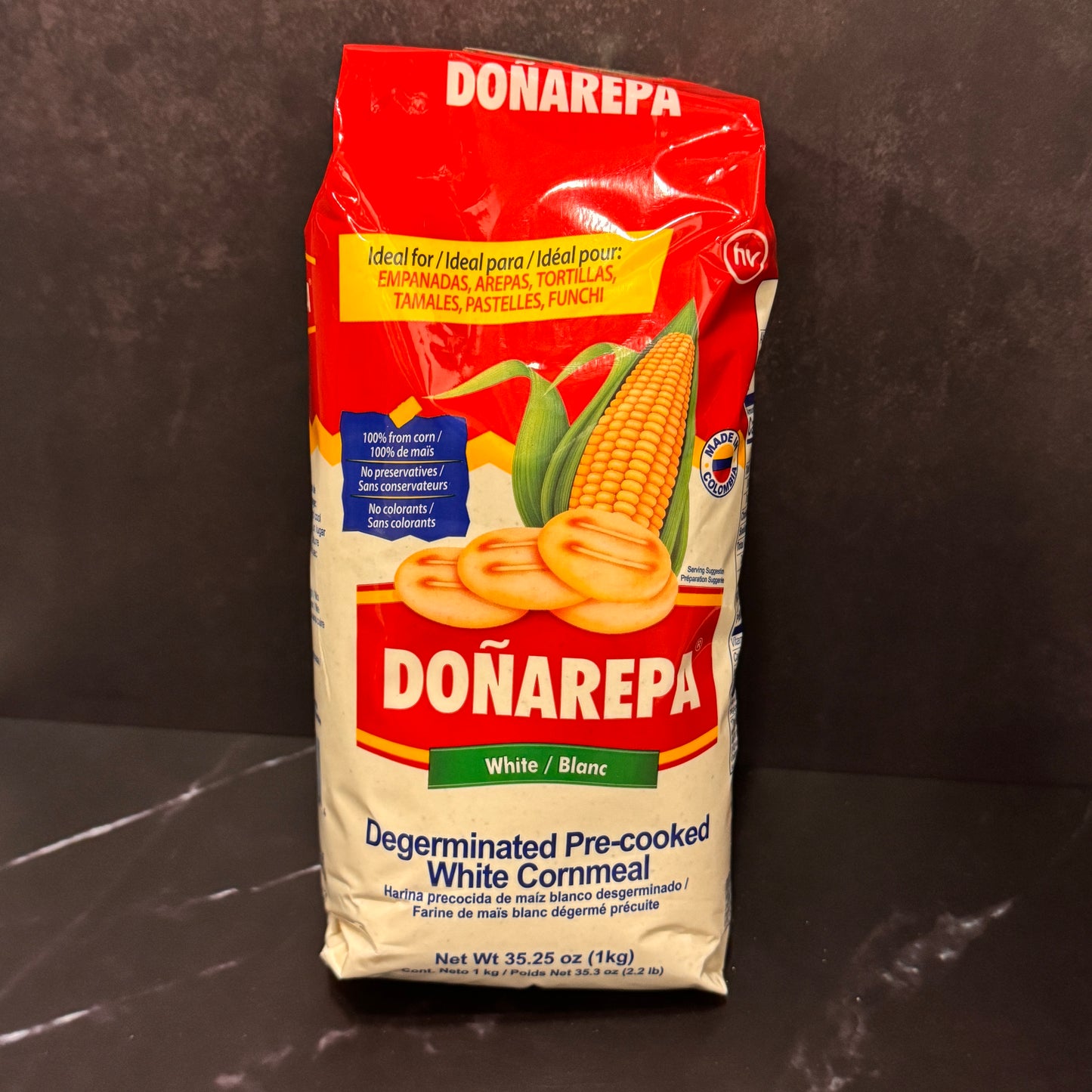 Harina Doña Arepa Blanca colombiana para arepas de maíz blanco, producto importado de Colombia disponible en Melomanda