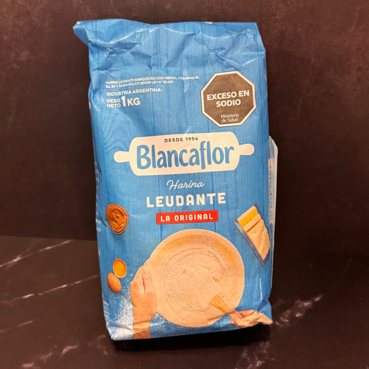 Harina Leudante Blancaflor 1kg - Harina argentina enriquecida con vitaminas para repostería esponjosa