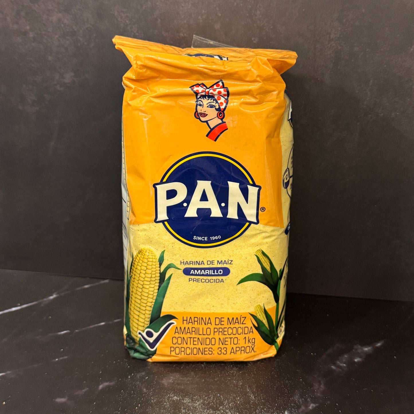 Harina PAN Amarilla de maíz precocida venezolana 1kg, producto importado de Venezuela disponible en Melomanda